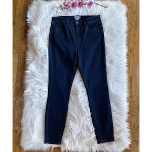 NWOT Vineyard Vines Dark Wash Skinny Jeans